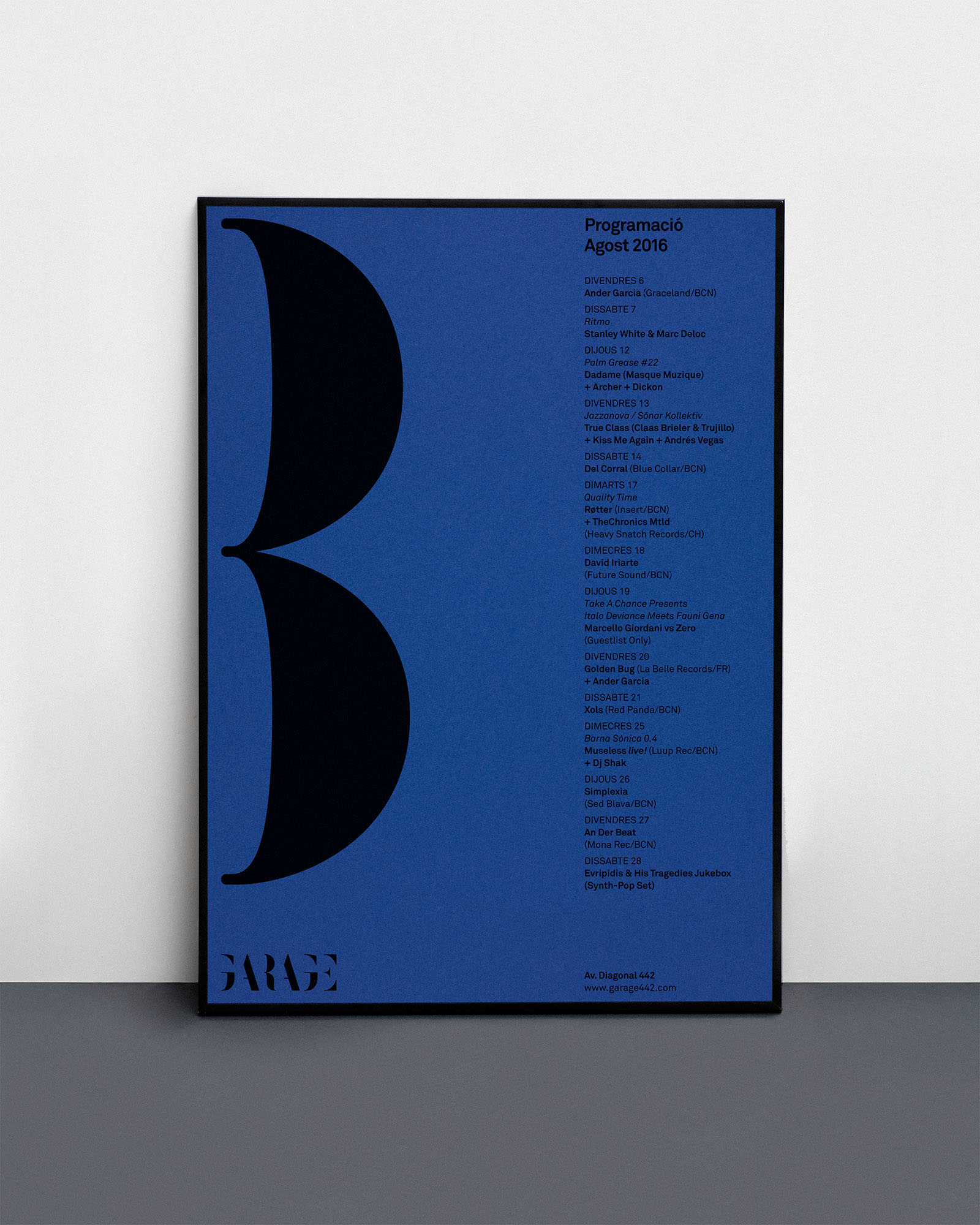 Diseño del poster de la programación del bar de música electrónica en Barcelona, Garage, diseñado por Carlos Galán Rubio.